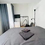 Apartamento 123 - 1 *